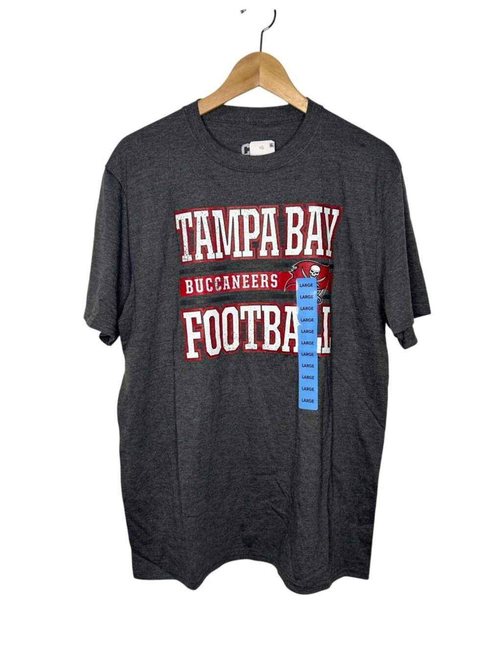 NWT Tampa Bay Buccaneers Football Graphic T-Shirt Large Gray CSA Cotton Blend